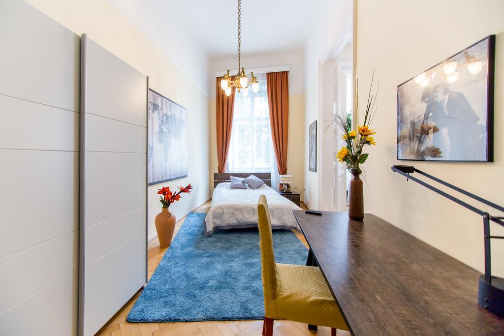 Elegant & Stylish Apartment City Center Budapest Extérieur photo